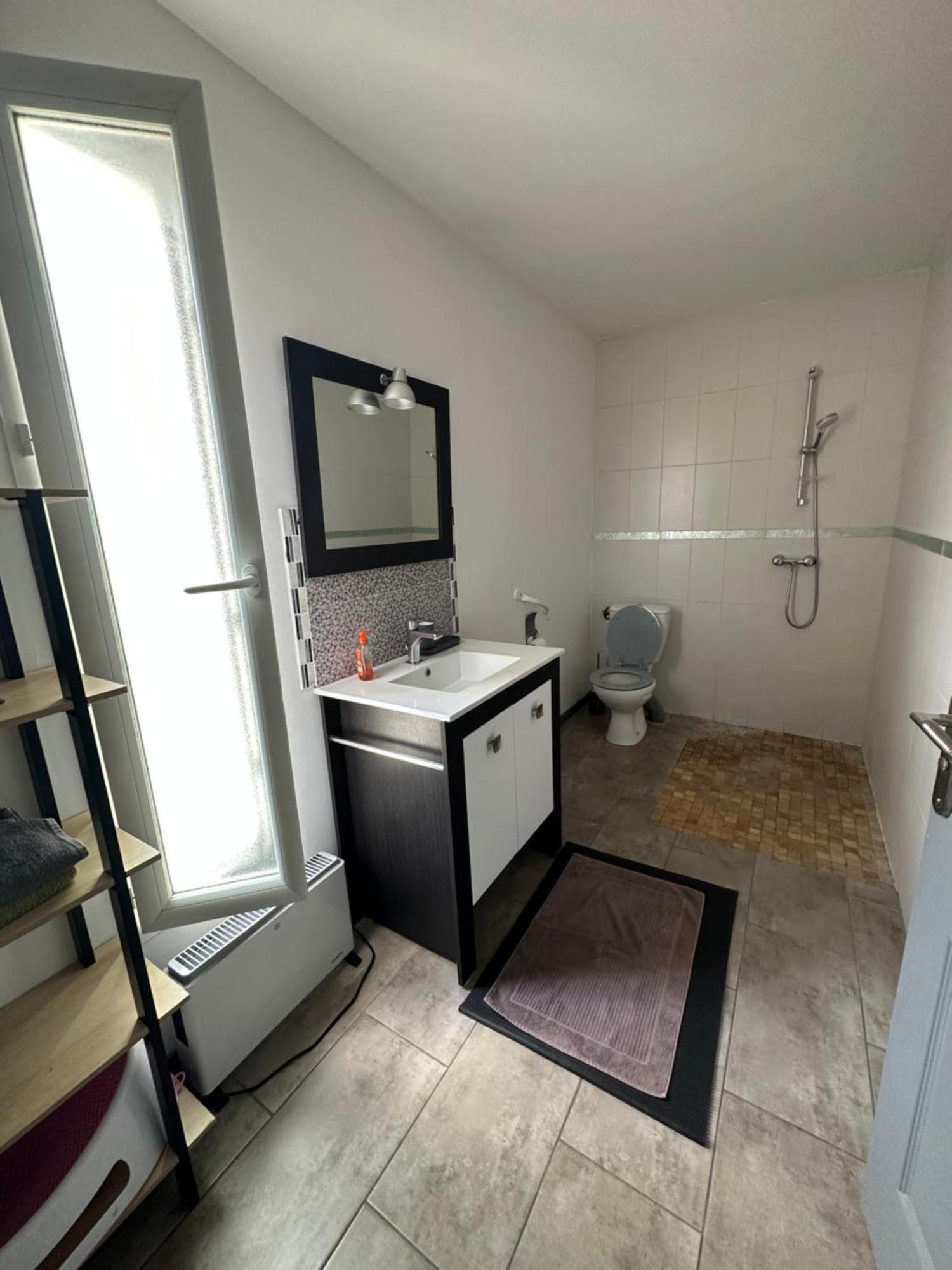 Superbe Appartement Avec Piscine Et Spa Privatif Villeneuve-lès-Béziers Dış mekan fotoğraf